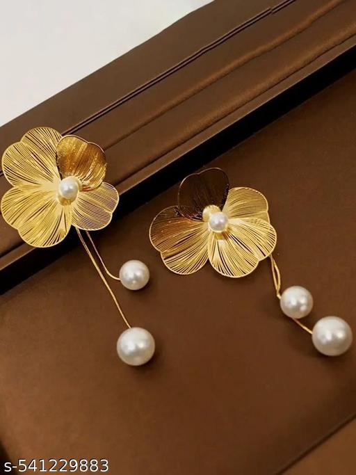 Hanging Pearls Studs