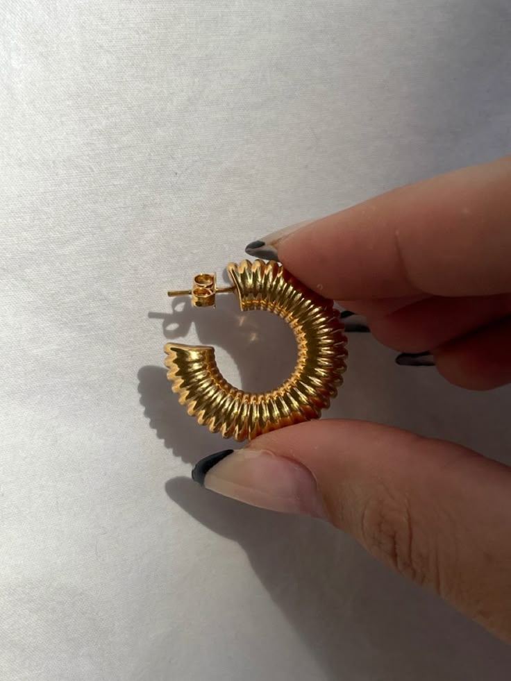 Cocoon Hoops - Peppy Chic