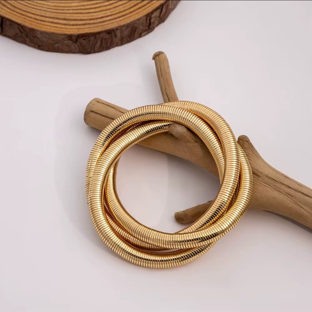 Coil Bracelet - Peppy Chic