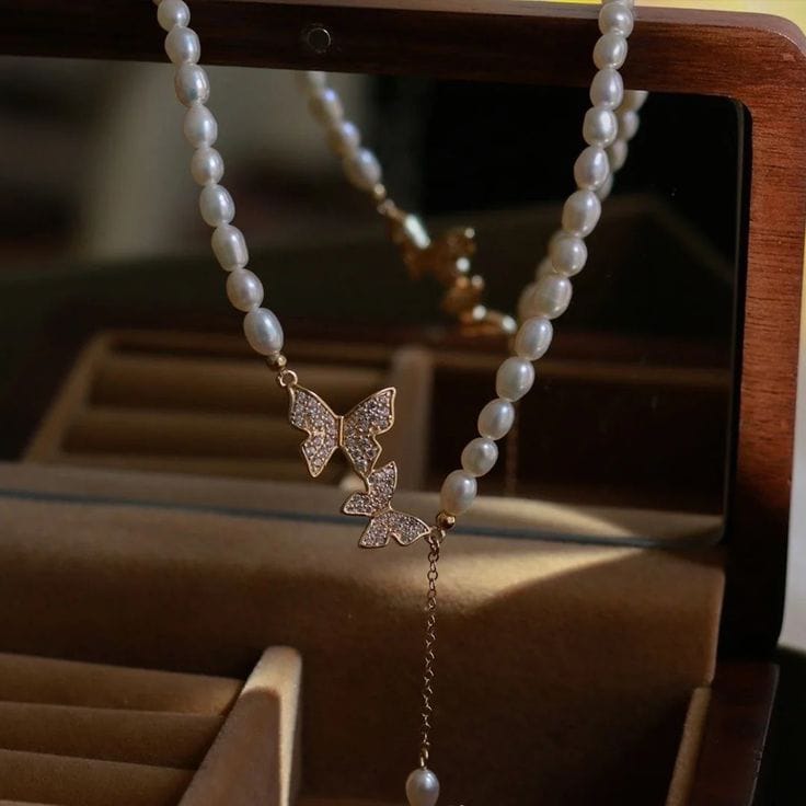 Pearl Butterfly Necklace - Peppy Chic