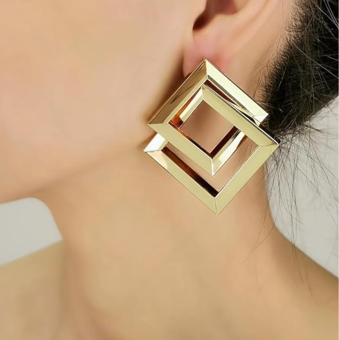 Geometric Interlocked Studs