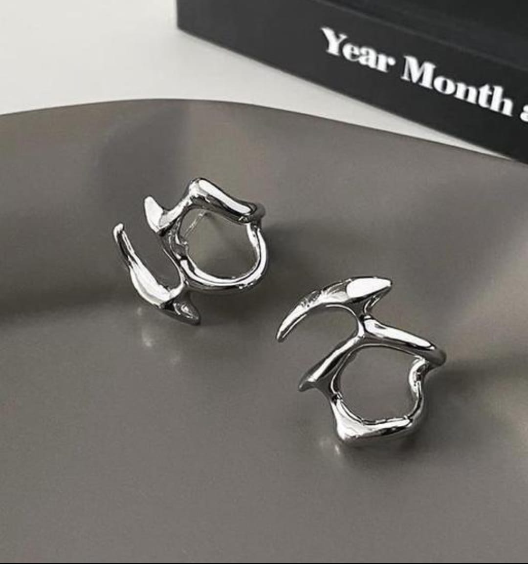 Non - Pierced Thorn Studs - Peppy Chic