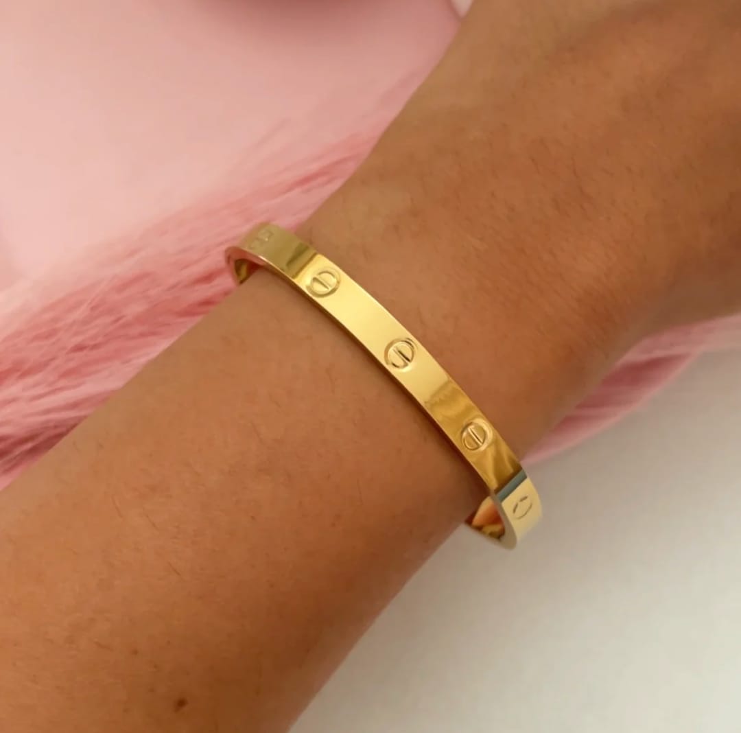 Statement Bracelet - Peppy Chic