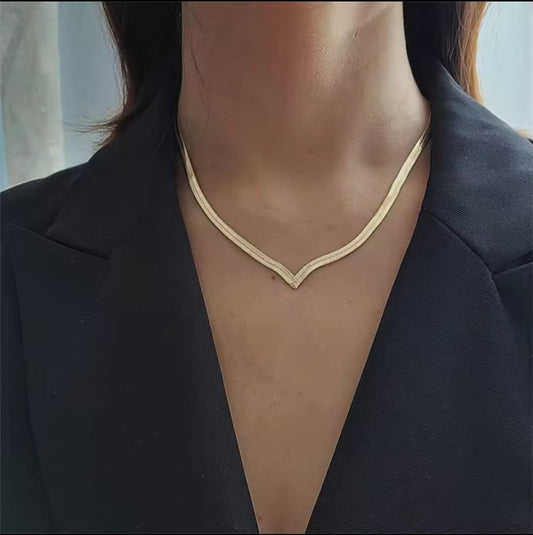 V Statement Necklace - Peppy Chic